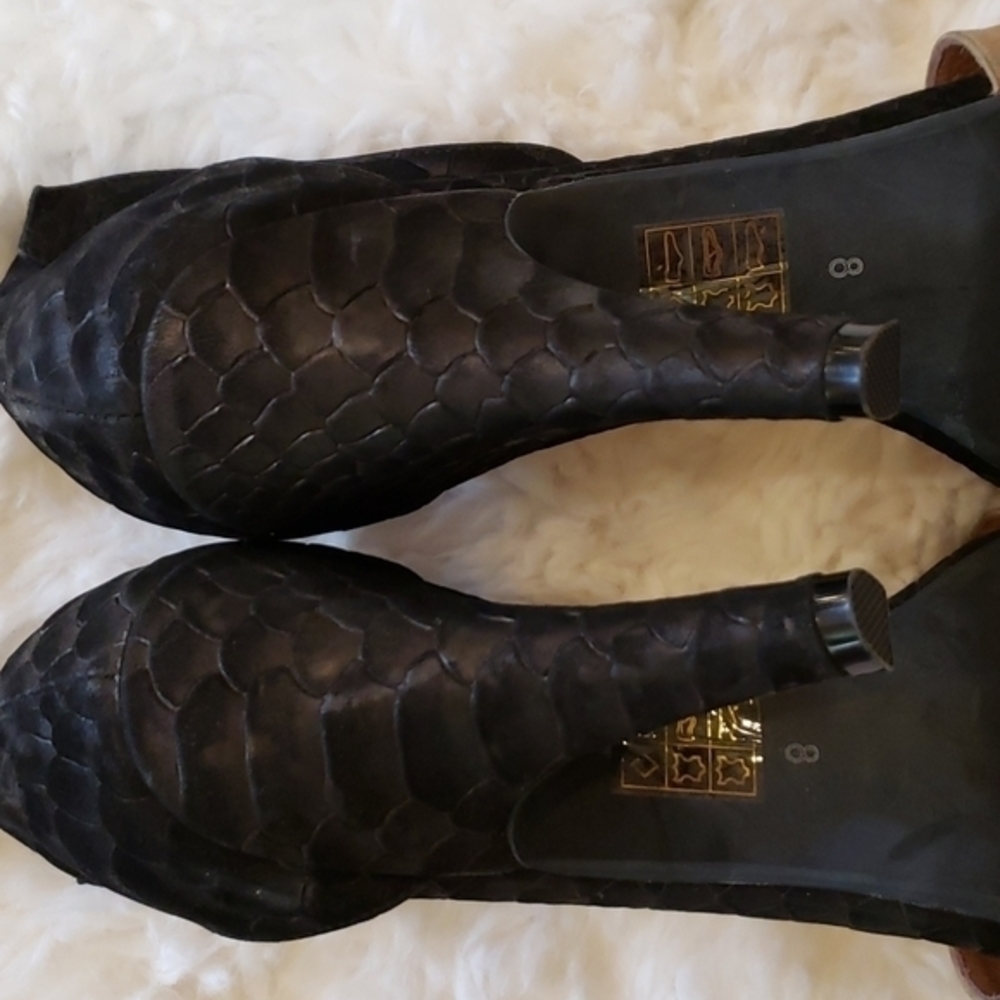 Jeffrey Campbell Foxtrot Beige Python Leather Bla… - image 7